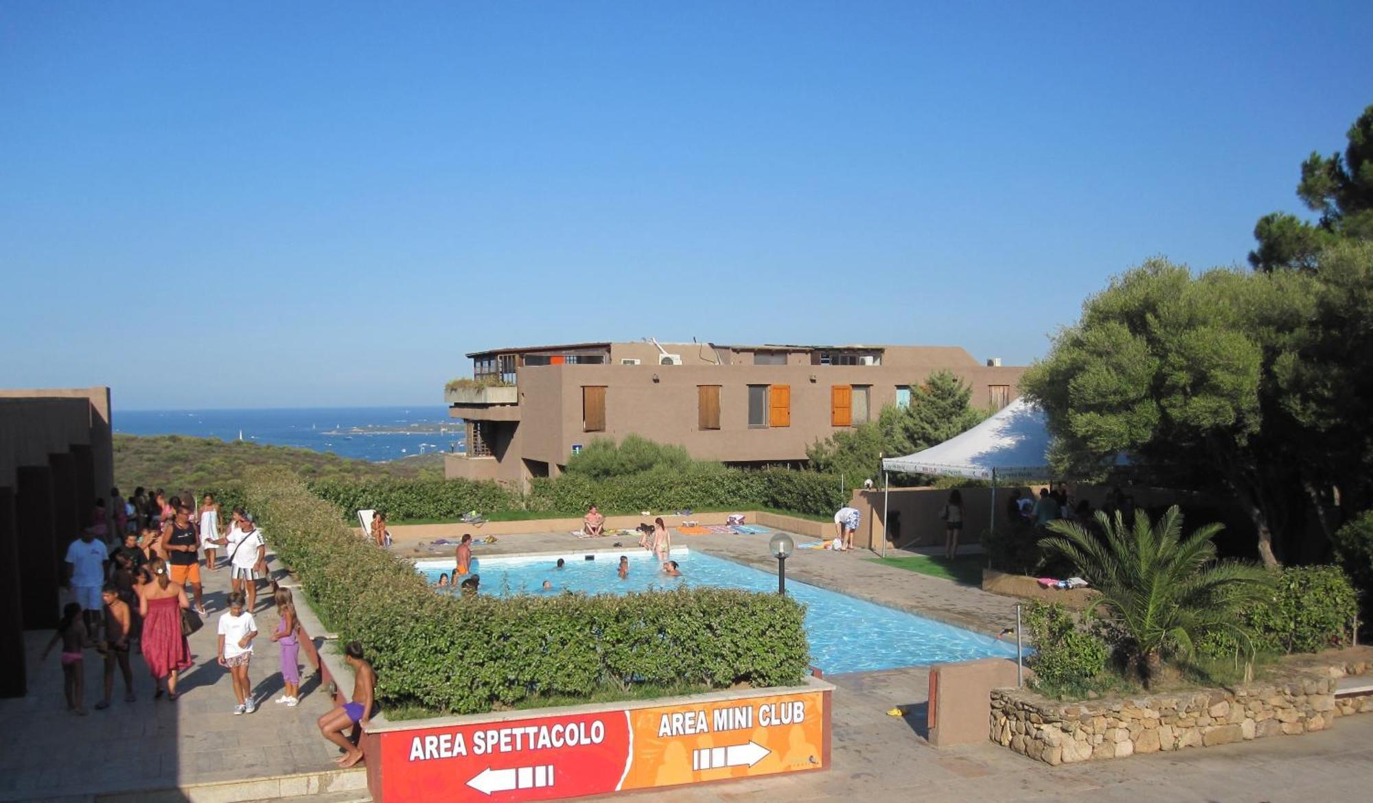 Aparthotel Centro Vacanze Cugnana Verde Portisco