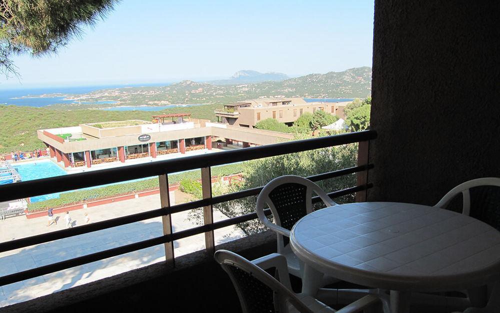 Centro Vacanze Cugnana Verde Aparthotel Portisco