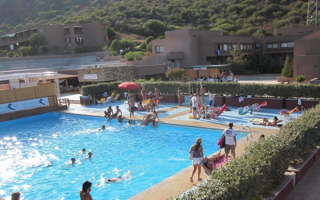 Aparthotel Centro Vacanze Cugnana Verde *